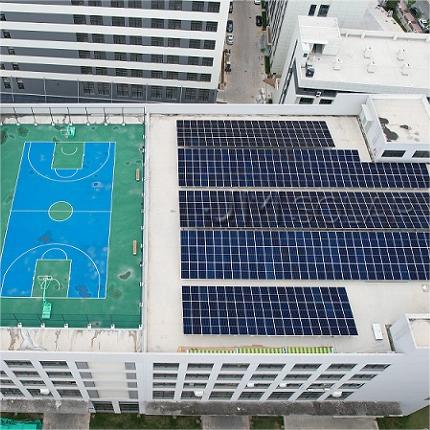 Projeto em destaque | Projeto de energia solar comercial em telhado plano de 390 kWp em Xiamen, China